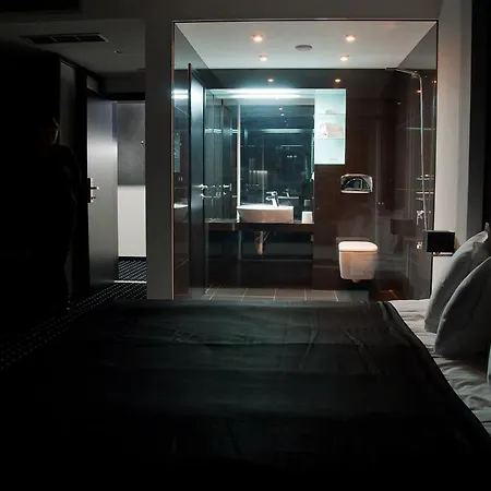 Fashion - Free Parking 3*