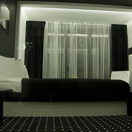 Fashion - Free Parking Szálloda 3*