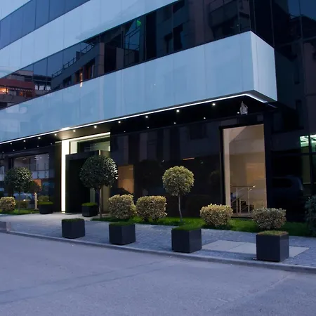 Fashion - Free Parking Отель 3*