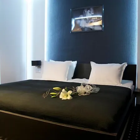 Hotel Fashion - Free Parking 3*