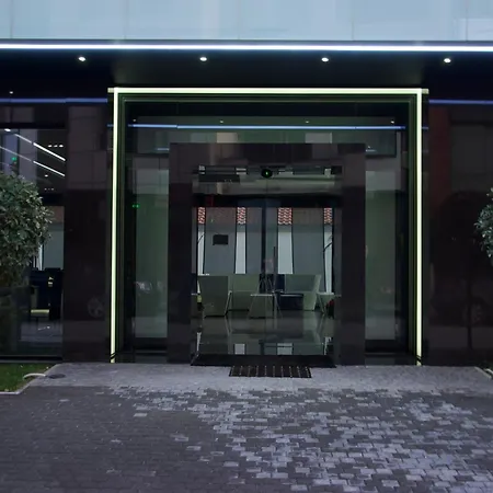 Fashion - Free Parking סופיה