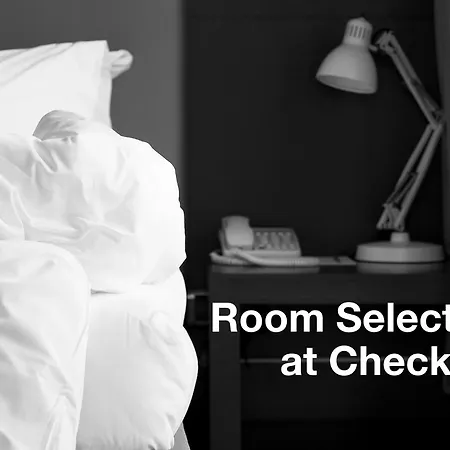 Fashion - Free Parking Hotel