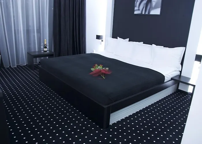 Fashion - Free Parking Sofia