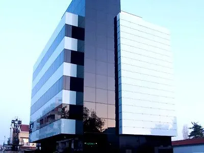 Fashion - Free Parking 3*